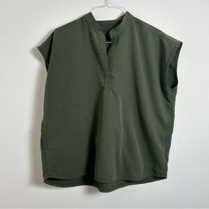 FIGS Green Oversized Sleeveless Scrub Top Large